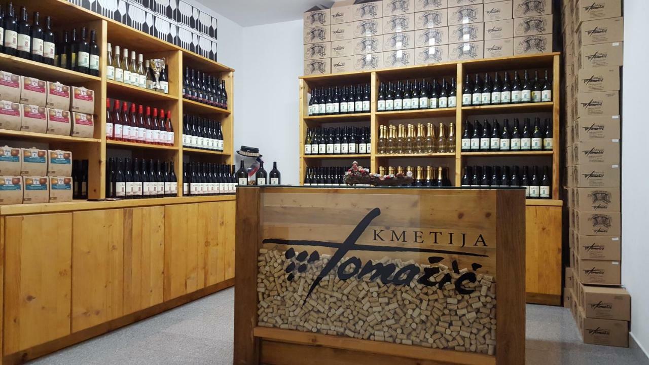 Appartamento Kmetija Tomazic Vinska Klet - Winery Vipava Esterno foto